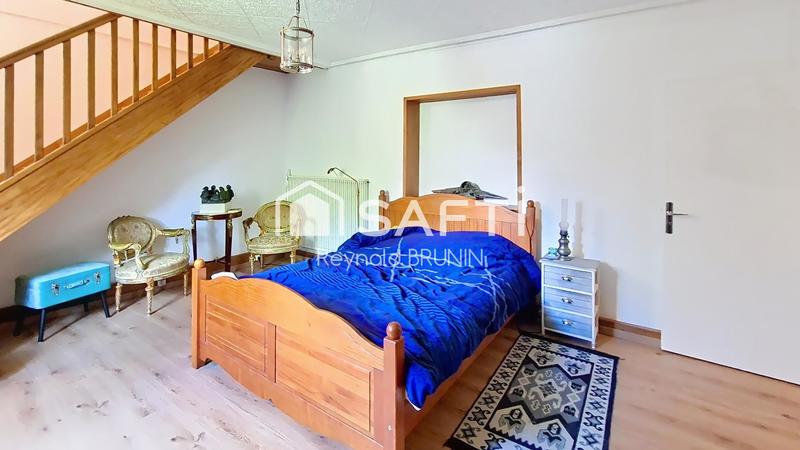 Maison - 111 m² - 5 pièces