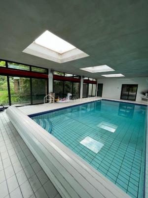 Demeure - 570 m² - 10 pièces