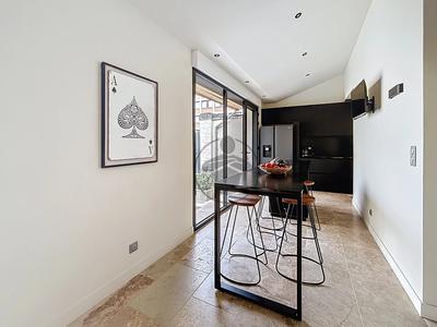 Maison - 185 m² - 7 pièces