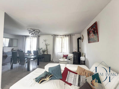 Maison - 97 m² - 4 pièces