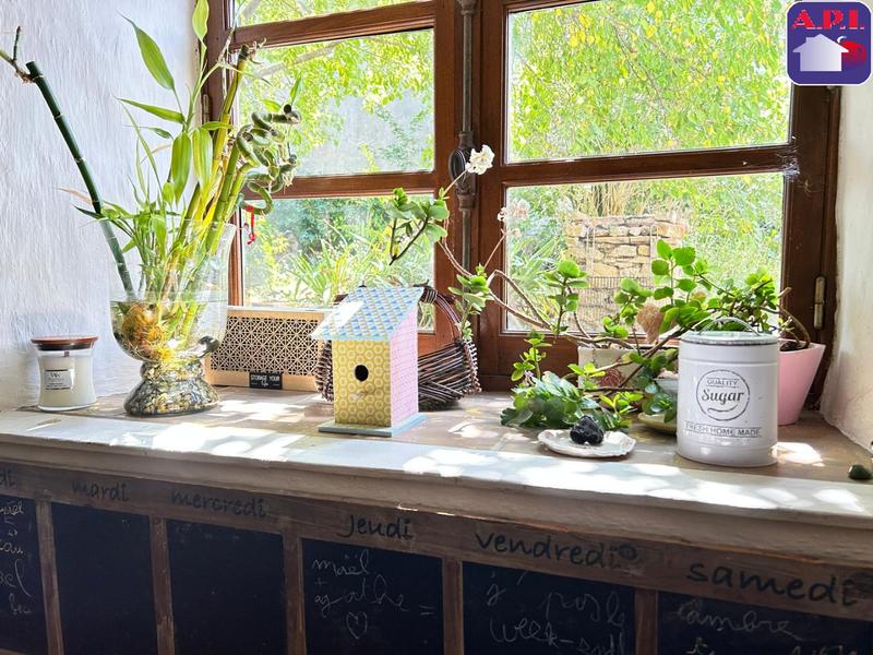 Maison - 228 m² - 8 pièces