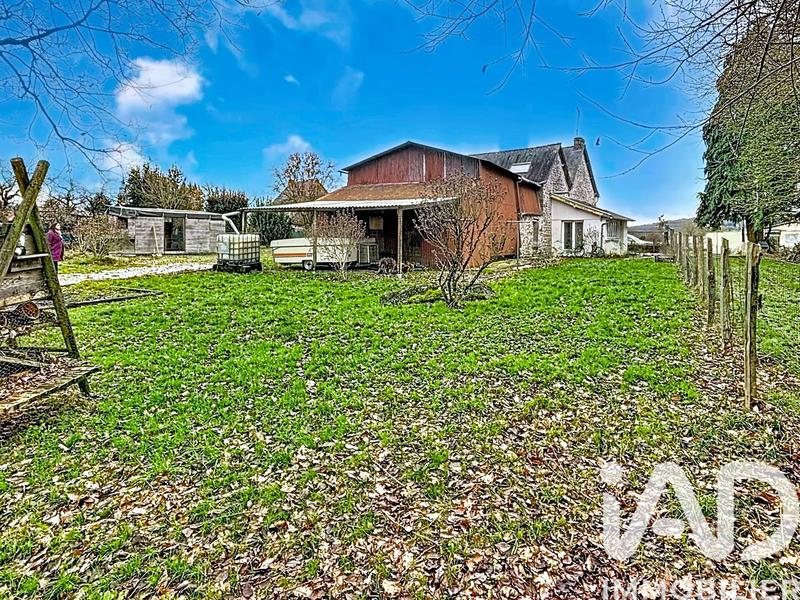 Maison - 172 m² - 9 pièces