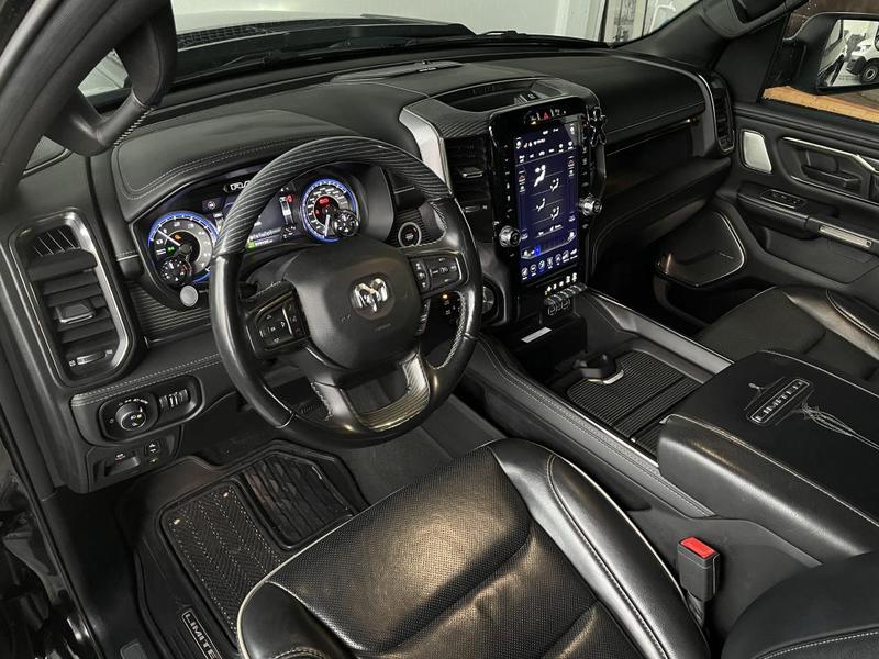 Dodge Ram V8 5,7l Crew Limited Box Tva