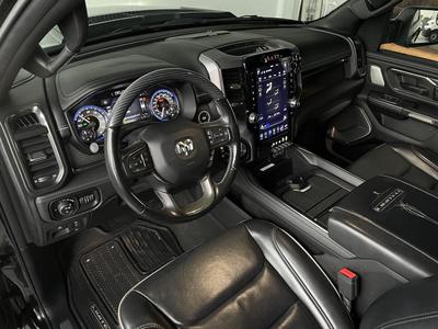 Dodge Ram V8 5,7l Crew Limited Box Tva