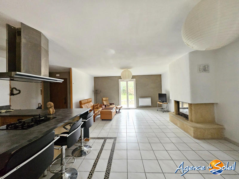 Maison - 98 m² - 4 pièces