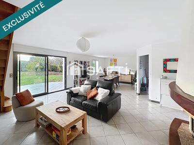 Maison - 141 m² - 6 pièces