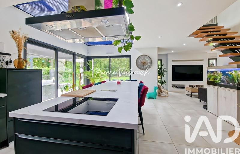 Maison - 121 m² - 5 pièces