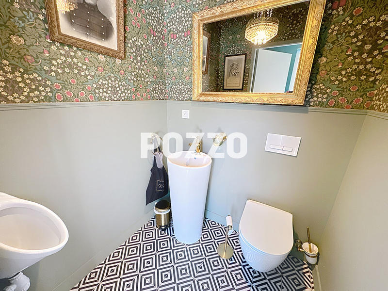 Maison - 158 m² - 6 pièces