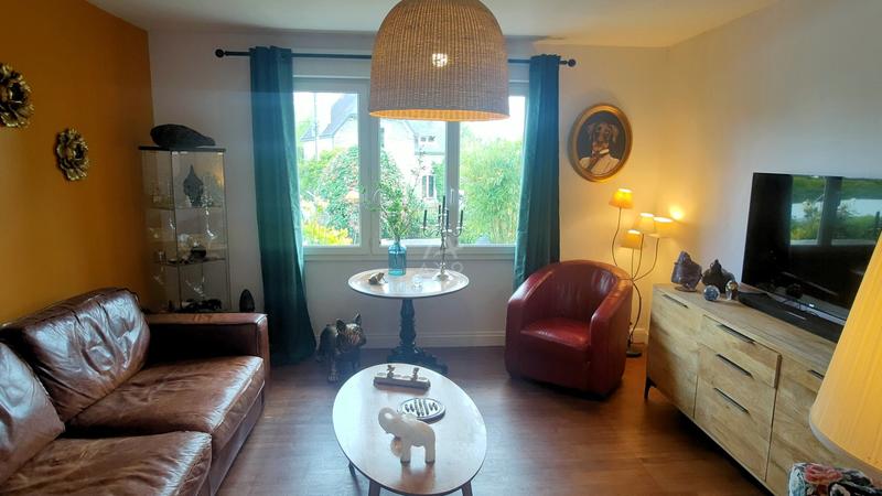 Maison - 96 m² - 5 pièces