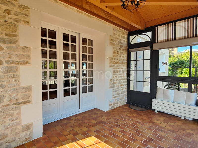 Maison de village - 203 m² - 9 pièces