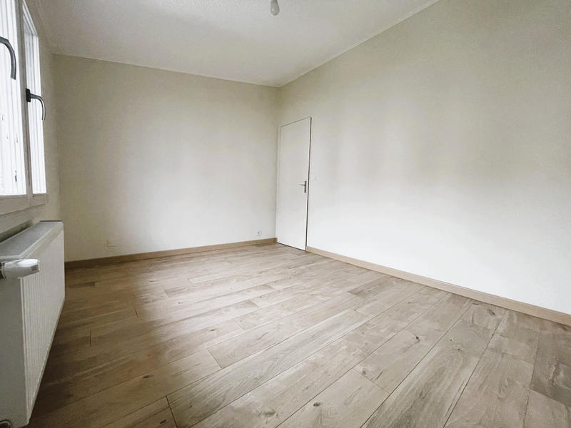 Maison - 93 m² - 5 pièces