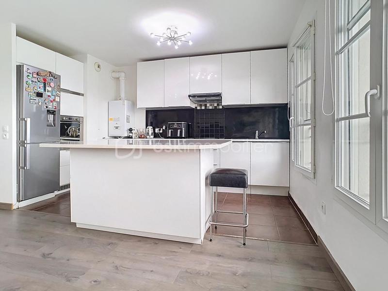 Appartement - 70 m² - 3 pièces