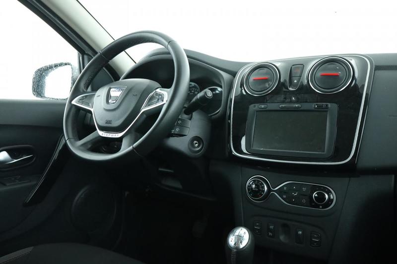 Dacia Sandero II 0.9 TCe Techroad 90 ch