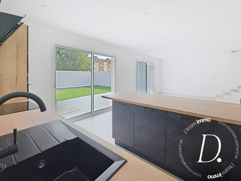 Villa - 90 m² - 4 pièces