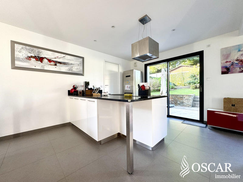 Maison contemporaine - 121 m² - 6 pièces