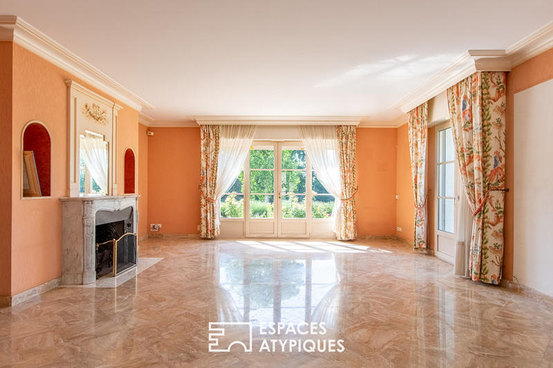 Maison - 260 m² - 6 pièces