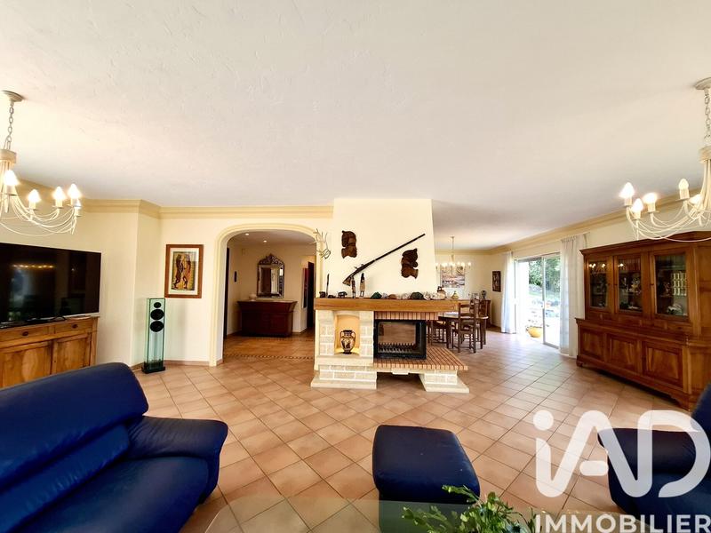 Maison de maîtres - 269 m² - 6 pièces