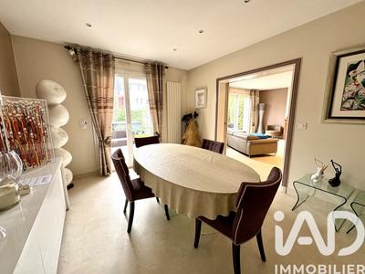 Maison - 144 m² - 6 pièces