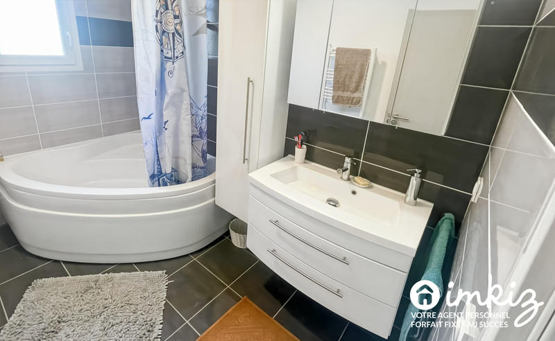 Maison - 103 m² - 4 pièces