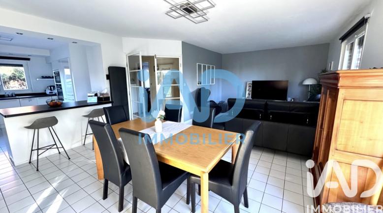 Maison - 136 m² - 6 pièces