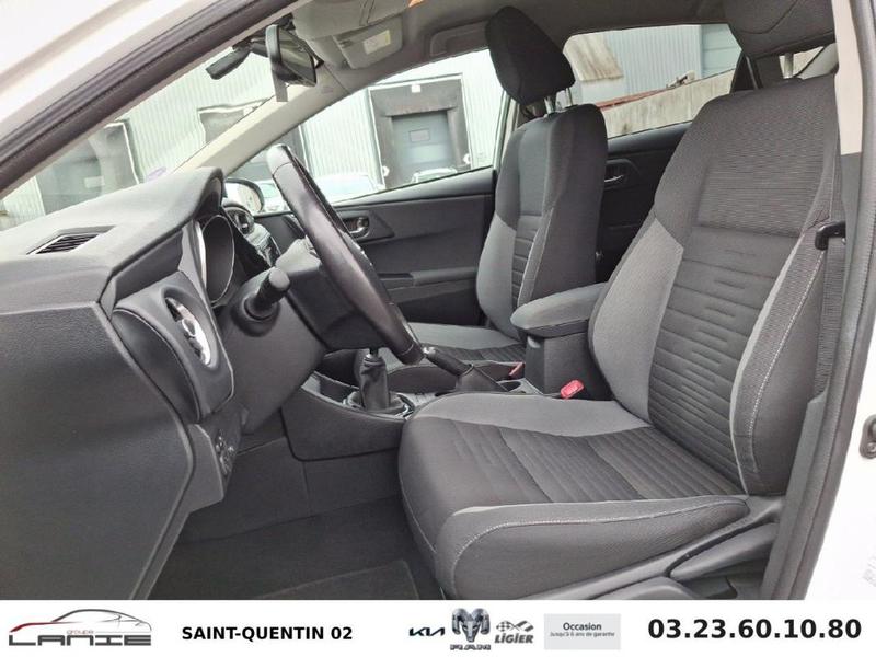 Toyota Auris 1.2t Design