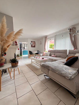 Maison - 194 m² - 6 pièces