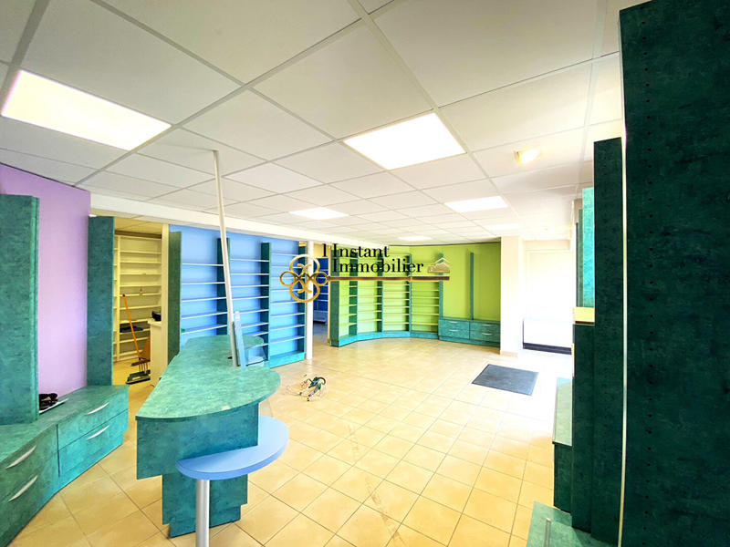 Local d'activités - 170 m²