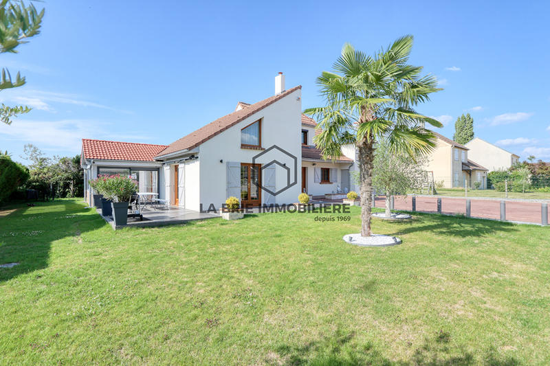 Maison - 160 m² - 6 pièces