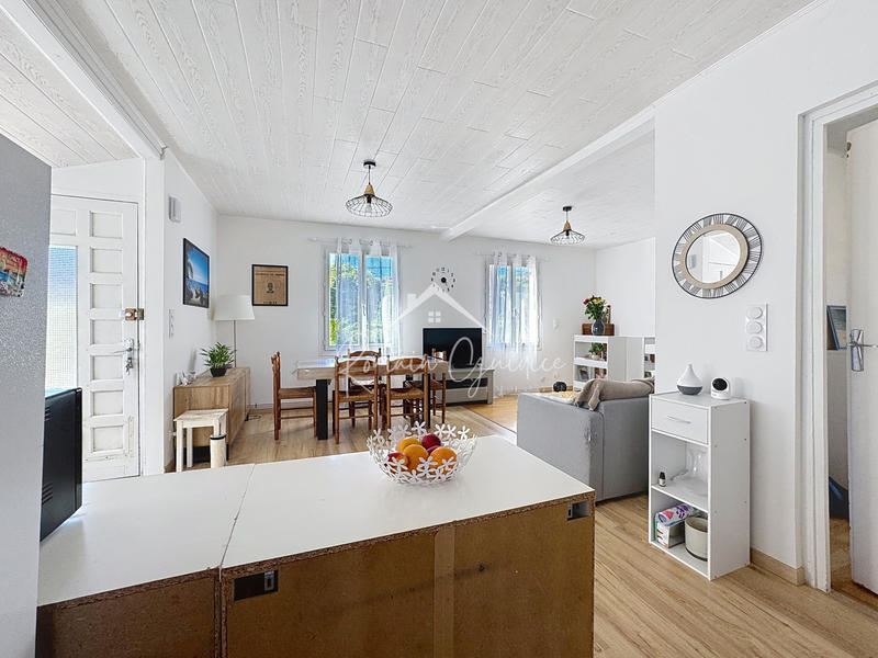 Maison - 80 m² - 4 pièces