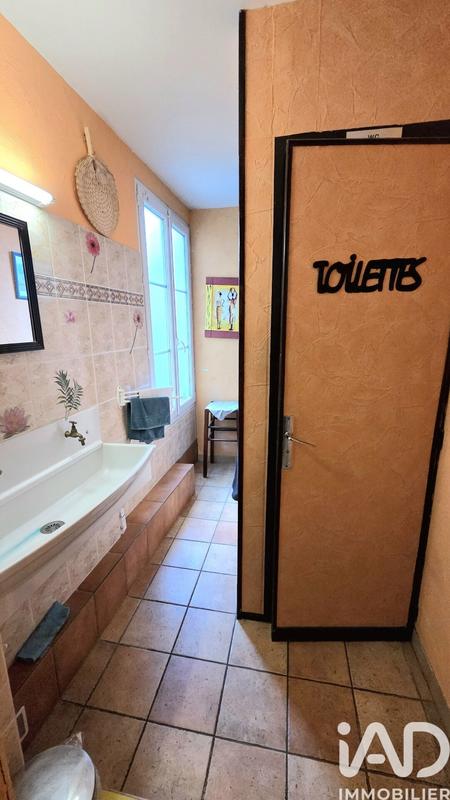 Maison - 522 m² - 11 pièces