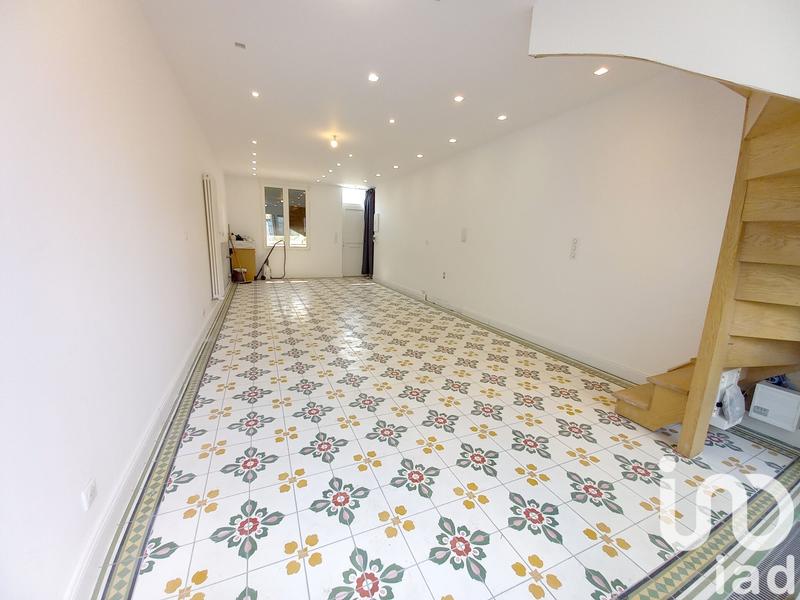 Maison - 95 m² - 5 pièces