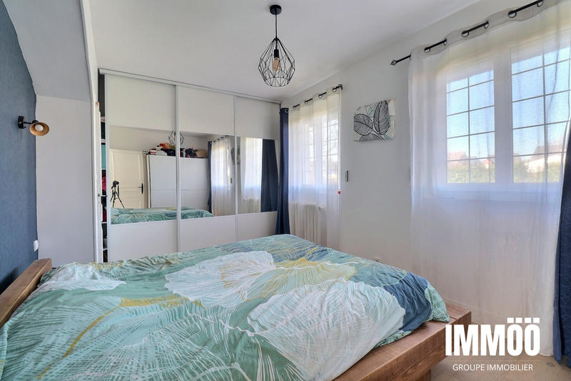 Maison - 190 m² - 6 pièces