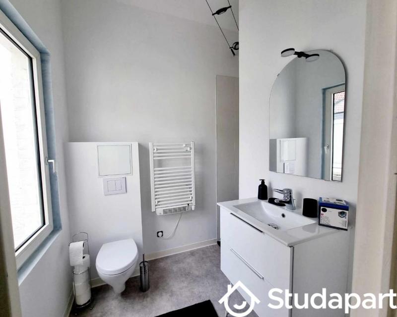 Chambre - 11 m² - 1 pièce