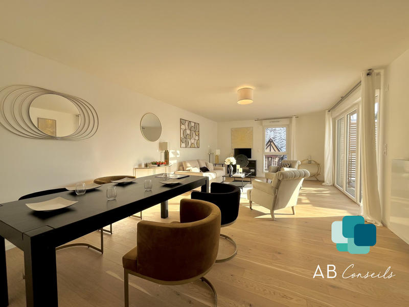 Appartement - 100 m² - 4 pièces