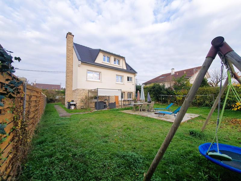 Maison - 173 m² - 6 pièces