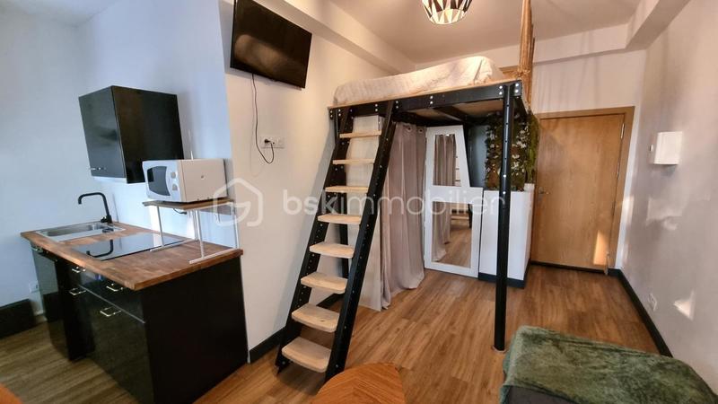 Studio - 16 m² - 1 pièce