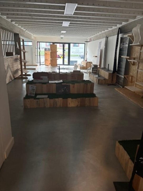 Local commercial - 168 m²