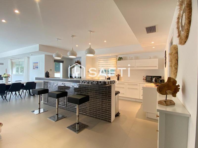 Maison - 150 m² - 5 pièces