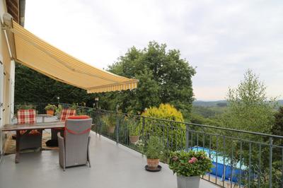 Pavillon - 270 m² - 7 pièces