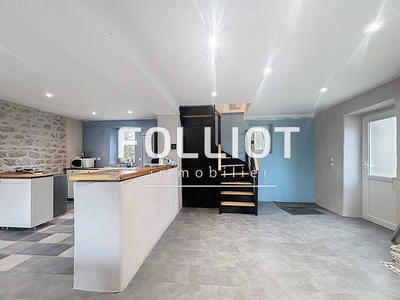 Maison - 92 m² - 4 pièces