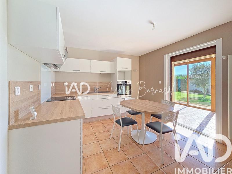 Maison - 182 m² - 7 pièces