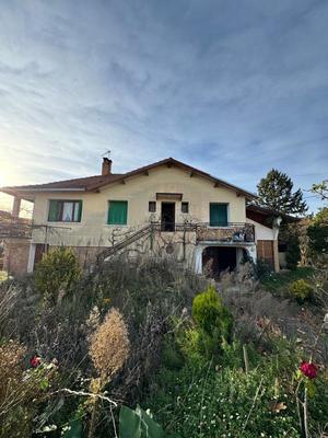 Maison - 189 m² - 3 pièces