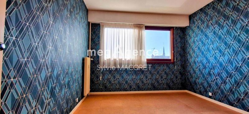 Appartement - 92 m² - 4 pièces