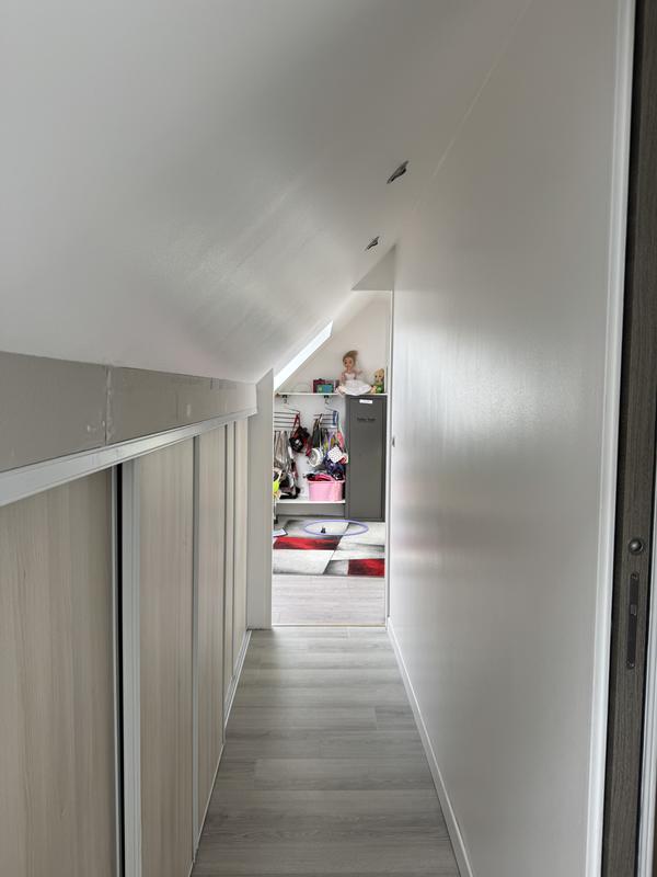 Maison traditionnelle - 151 m² - 6 pièces