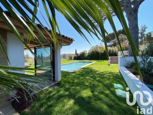 Maison de maîtres - 482 m² - 8 pièces