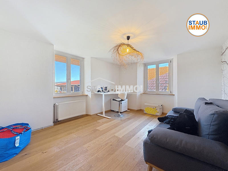 Maison - 243 m² - 7 pièces