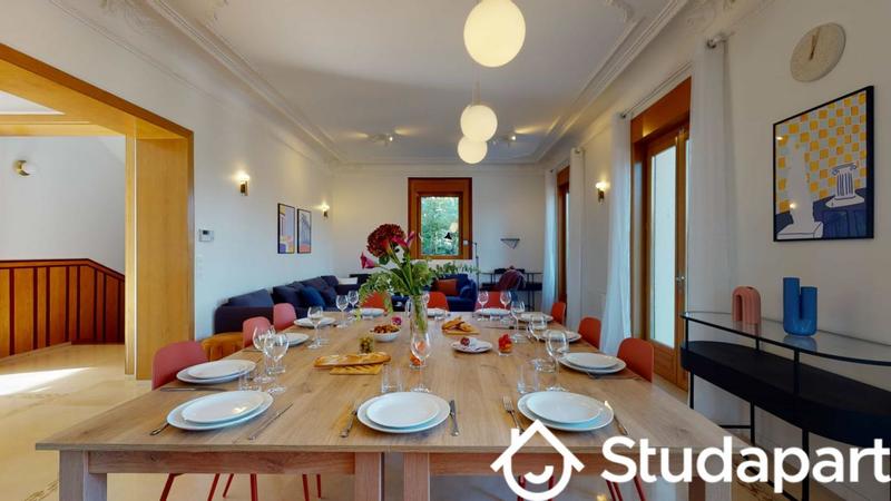 Chambre - 10 m² - 1 pièce