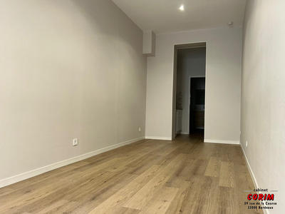 Local commercial - 26 m² - 1 pièce
