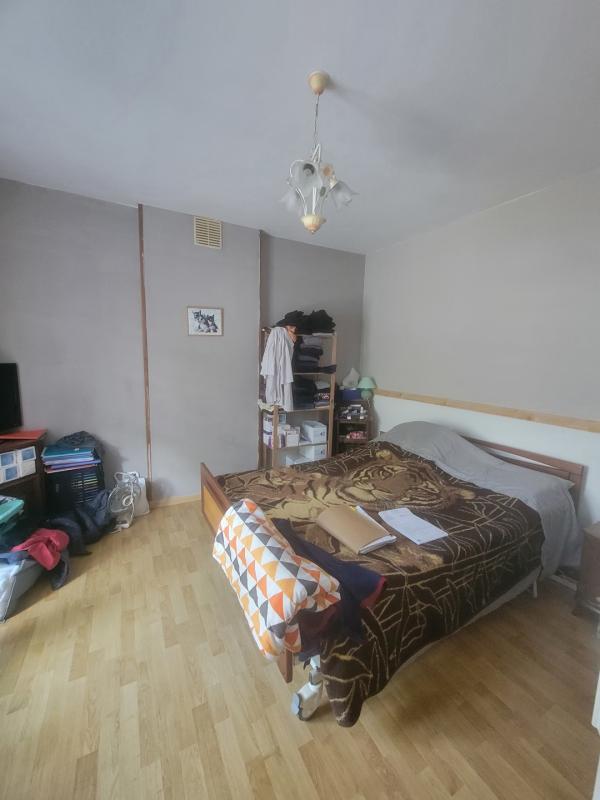 Maison - 139 m² - 8 pièces