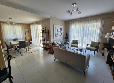 Maison d'architecte - 86 m² - 4 pièces